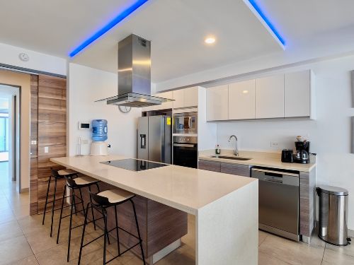 ICONO 504 - 3 BR PENTHOUSE